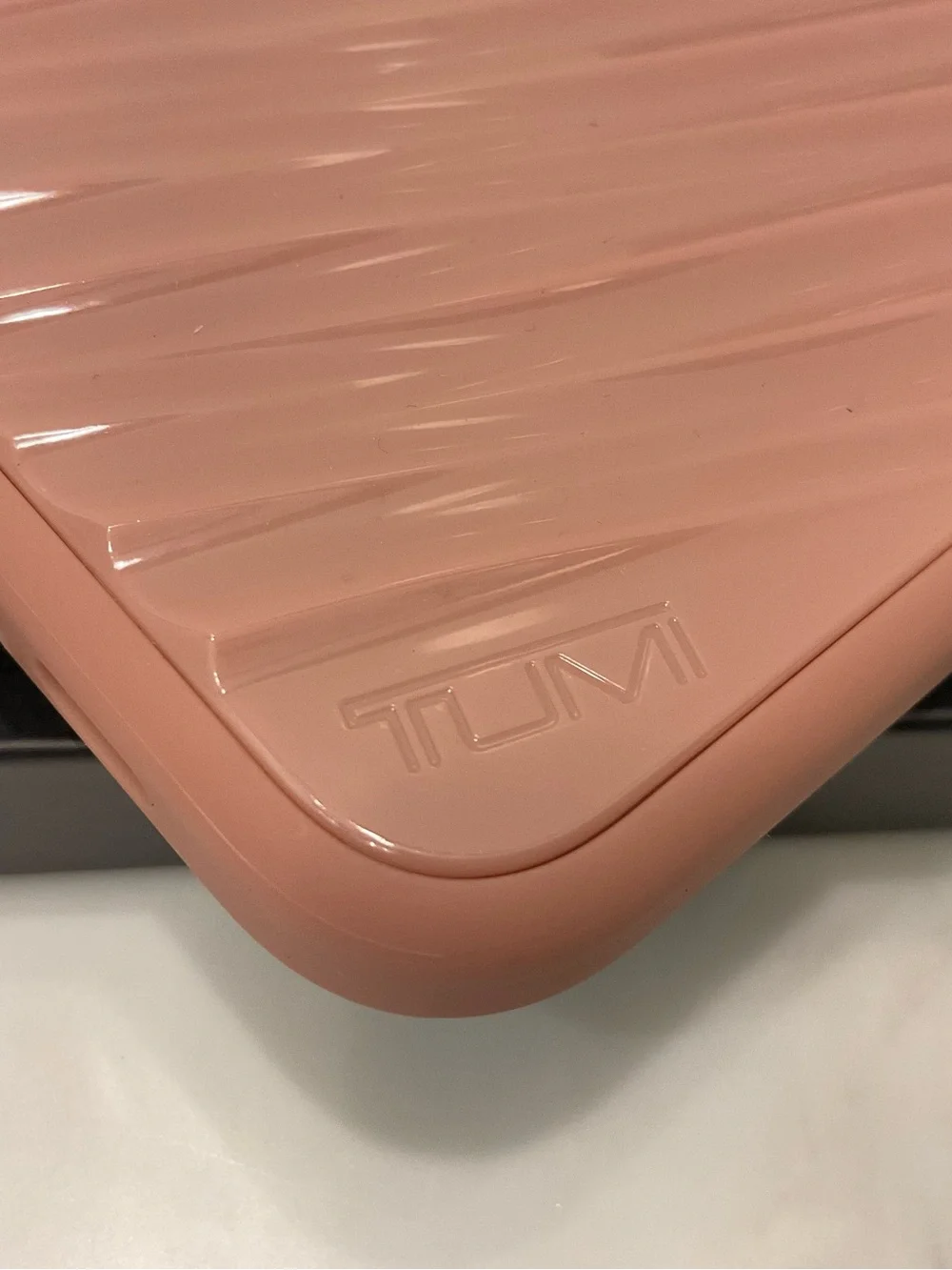 NIB Tumi 19 Degree POLYCARBONATE Apple iPhone 15 Pro MAX Phone Case - BLUSH PINK